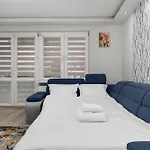 Appartement Nad Sudolem Homely By Bookinghost *