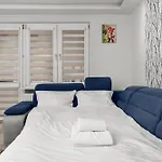 Nad Sudolem Homely By Bookinghost *