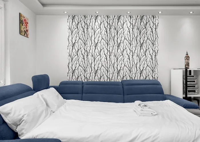 Nad Sudolem Homely By Bookinghost *